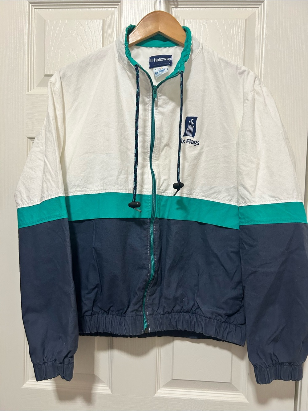 Six Flags Vintage  Windbreaker Color Block Green Blue White Logo Medium